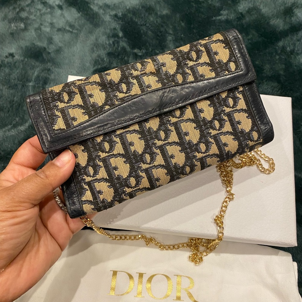 Dior wallet with gold chain